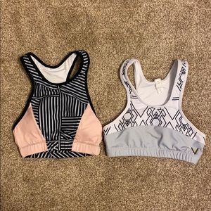 Set of Vull Sport bras - XS & S